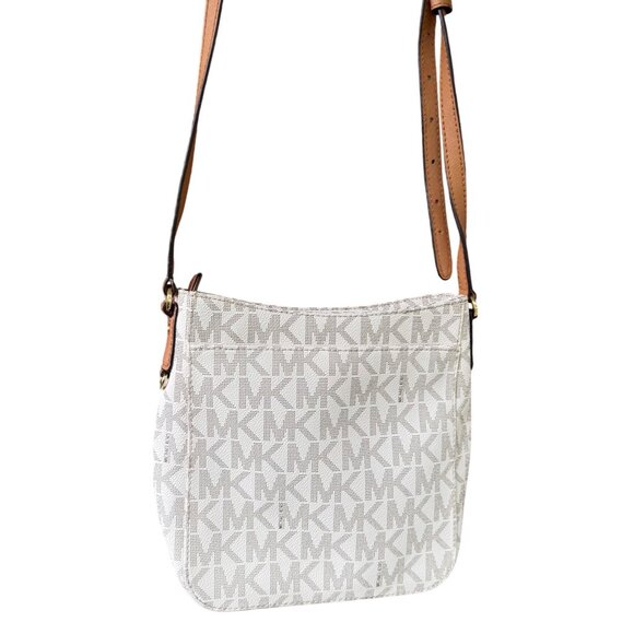 New MICHAEL KORS Hamilton Traveler Messenger Crossbody Bag - Picture 8 of 10